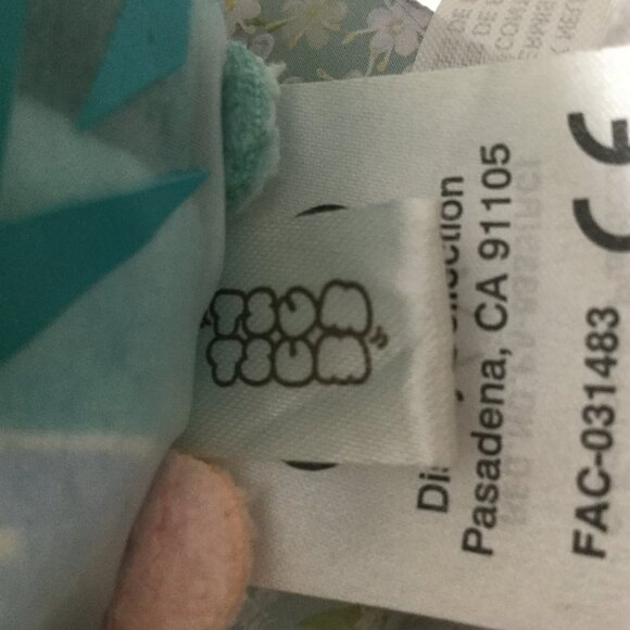 Disney Tsum Tsum Frozen Mini Queen Elsa Plush Stackable Stuffed Toy - Picture 7 of 7